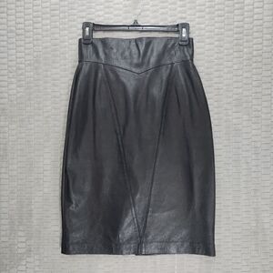 Tannery West Black Genuine Leather Knee Length Pencil Skirt-Panel Details-Sz 6